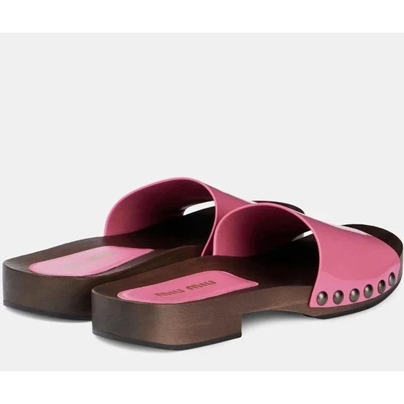 MIU MIU 5Z425E Fuschia Pink Patent Leather Wooden Clogs Sandals sz 41